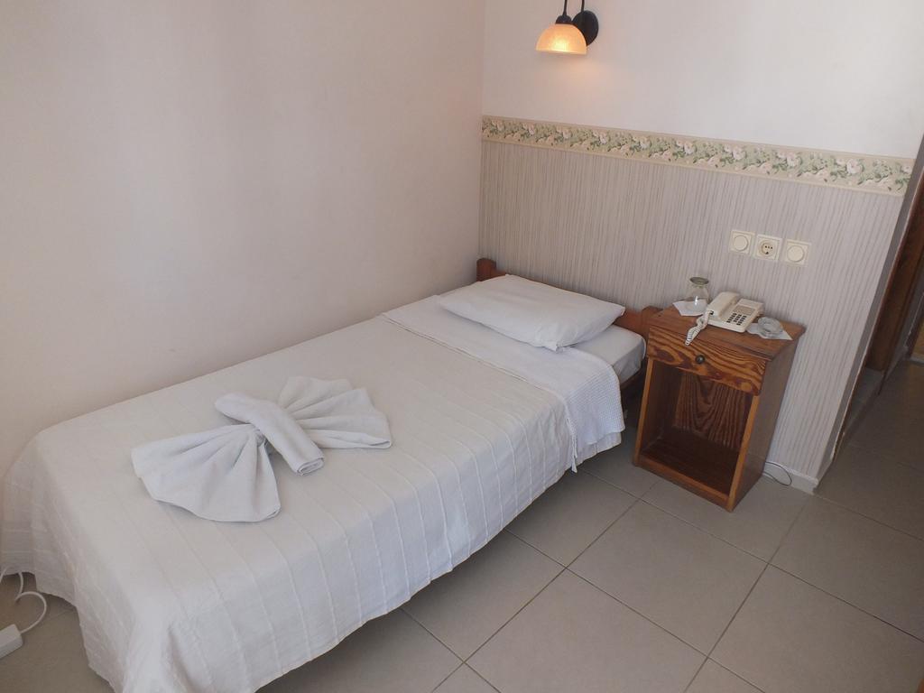 Hotel Dorukhan Kuşadası Phòng bức ảnh